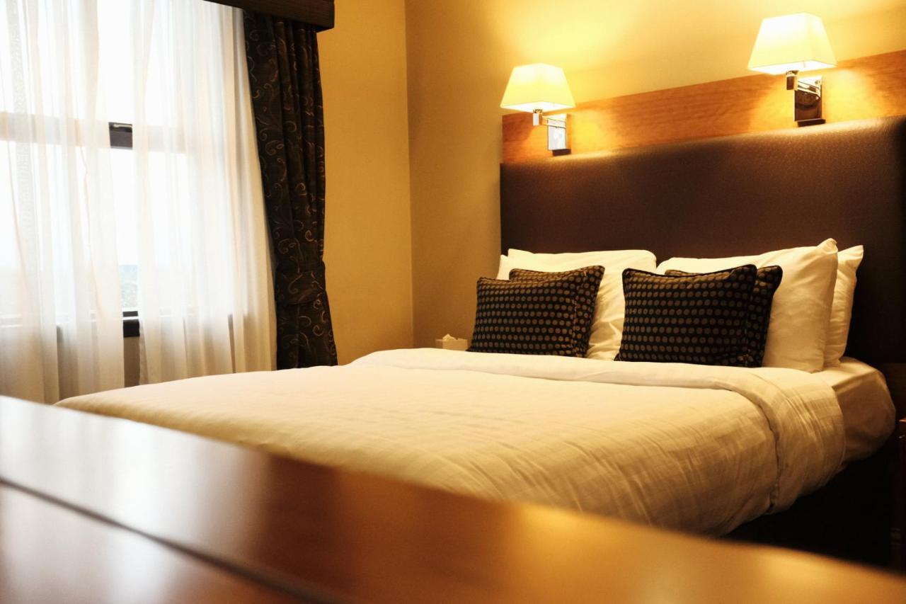Best Western Garfield House Hotel Chryston Exteriör bild